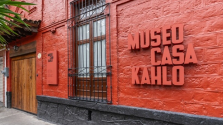 Los Pasos de Frida con Casa Kahlo